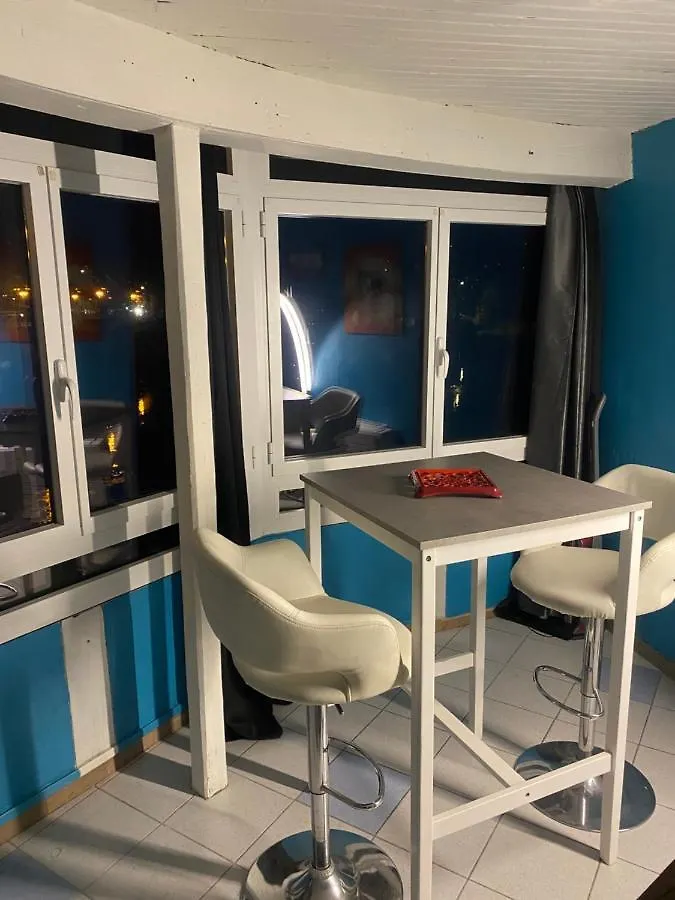 La Casa Du Port, Chambres, Suite Privee, Appartement Avec Vue Sur La Riviere Capendac