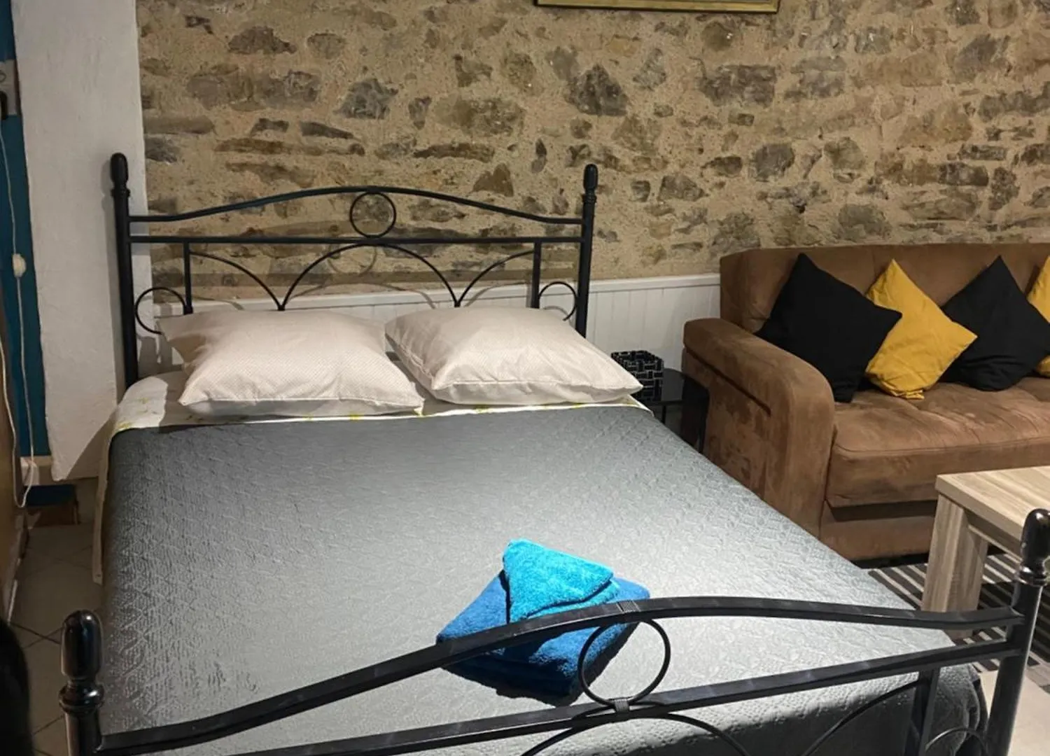La Casa Du Port, Chambres, Suite Privee, Appartement Avec Vue Sur La Riviere Capendac