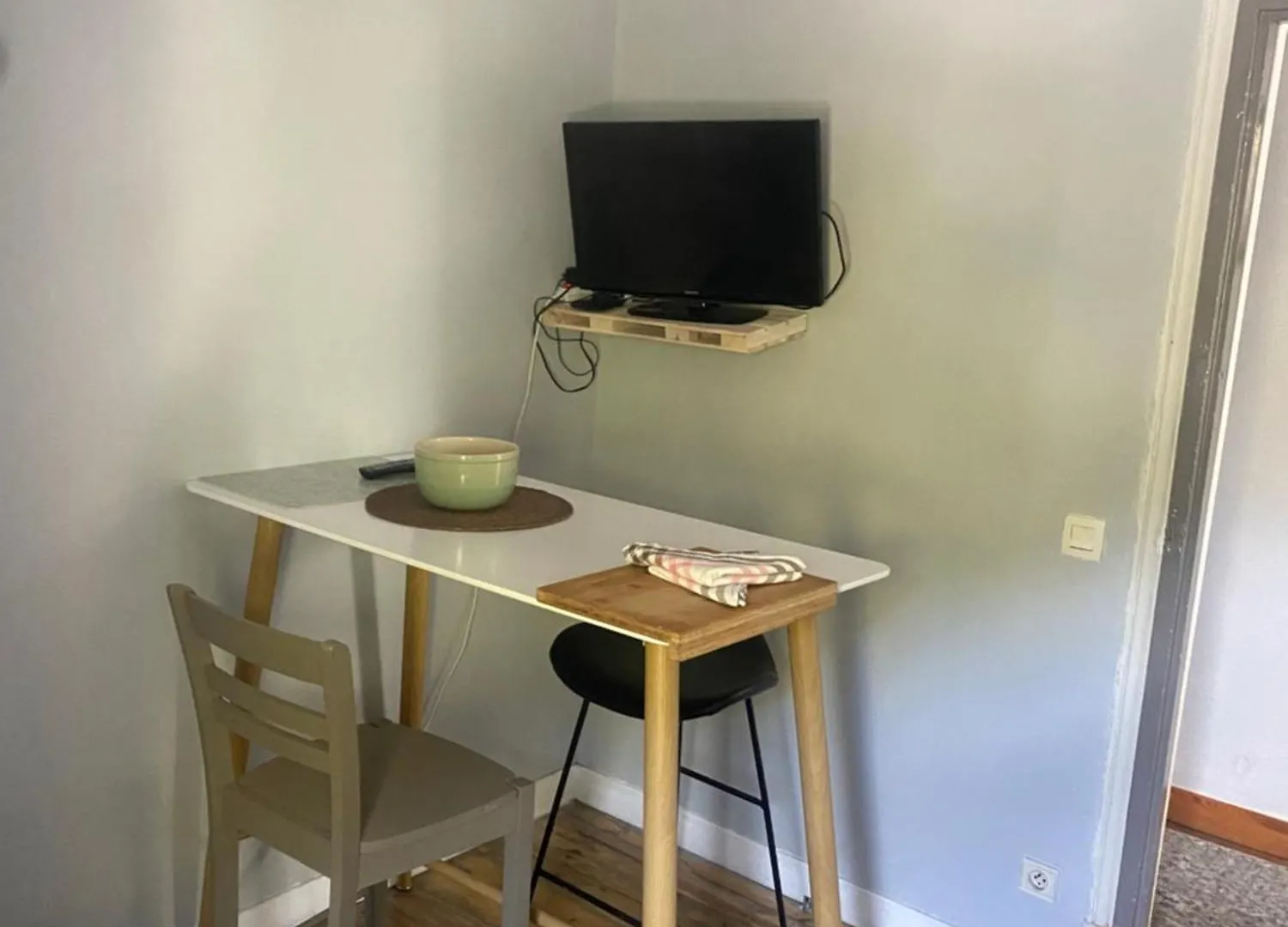 La Casa Du Port, Chambres, Suite Privee, Appartement Avec Vue Sur La Riviere Capendac France
